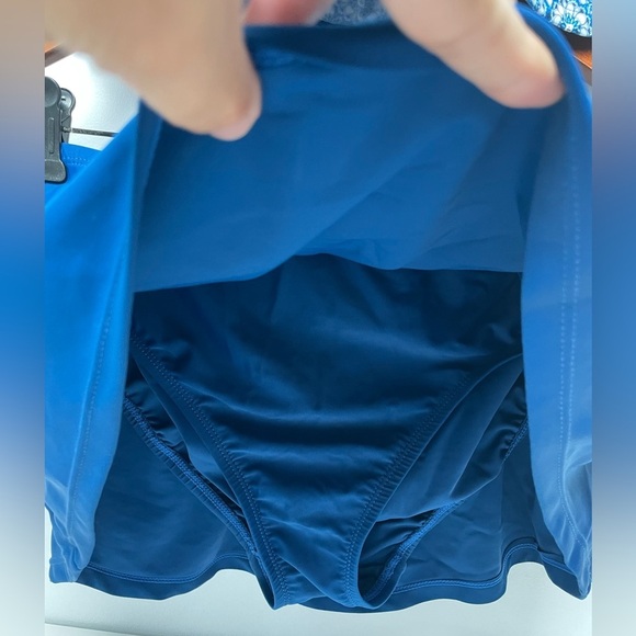 Ellen Tracy Blue Geometric Tankini Top Swim bikini with skirt set Women 10 Pads - Picture 5 of 9